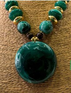 💕 Green  Stone 💚 rubi 💎 rajghrani nekles 💕