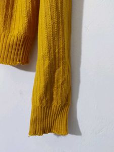 Yellow sweater