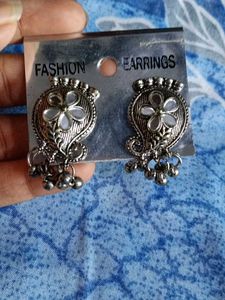 Silver Trendy Earings