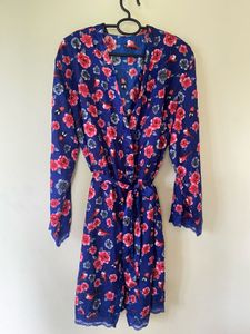 Vintage Floral Print Robe