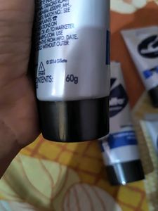 Gillette Sensitive Pre Shave Gel Tube Combo