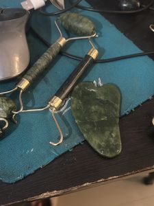 Jade Face Roller Broken Fixed