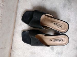 Black Sandal