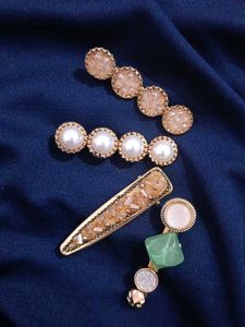Set of 4 premium hair clips