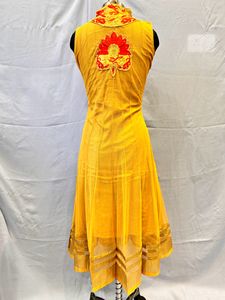 Net Gowns M Size