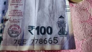 ₹100 Indian Rupee Note