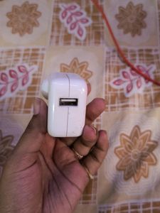 Workin Apple Charger. !!! Grab Now! ❤️(No Cable)