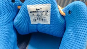 NIKE Shoe