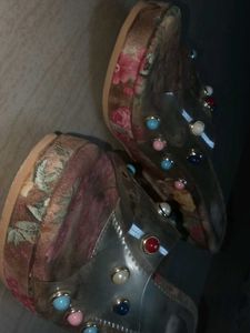 Stylish Floral Wedge Heels with Crystal Studs 👠✨