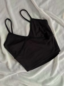 🌸 Black Crop Top 🌸