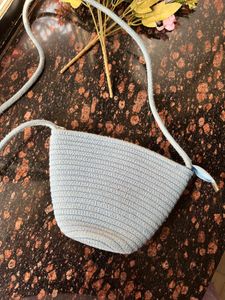 Cute Daisy bucket bag