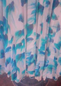 A Formal Stylish Skirt
