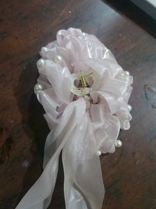 Pearl Hair Claw Clip