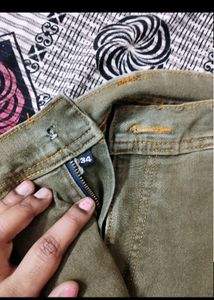 Check Out - Buy 2 Jeans