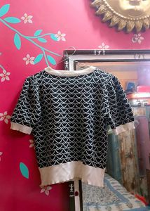 Patterned Short Sleeve Top