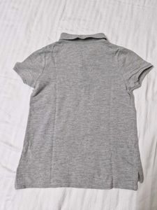 Grey Shirt And Black Leggings
