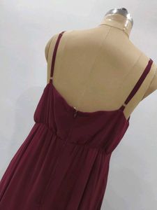 Elegant Burgundy Maxi Dress