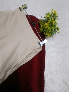 Sale💌New Elegant Beige Satin Skirt