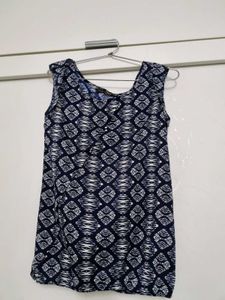 Patterned Sleeveless Top