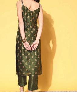 Elegant Green Kurta Set