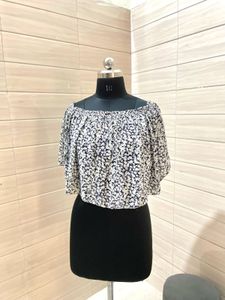ZARA Pintresty 🌸Floral Off-Shoulder Top