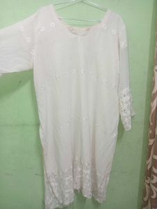 White Colour Kurta Set With Bandni Dupatta