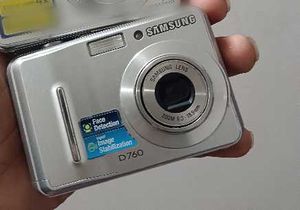 Samsung D760 Camera