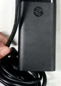 HP LAPTOP CHARGER NEW AND ORIGINAL 135 WATT