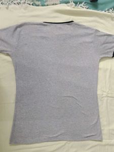 Gray &#39;Smiling&#39; Graphic Tee
