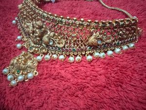Jewallery Temple Choker Gold Matte Finish