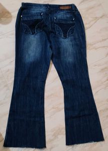 Women&#39;s Jeans