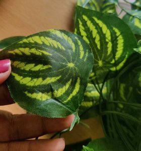 ARTIFICIAL HANGING PLANTS