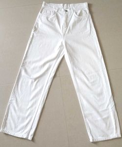 Premium White Straight Fit Denim Jeans – Timeless