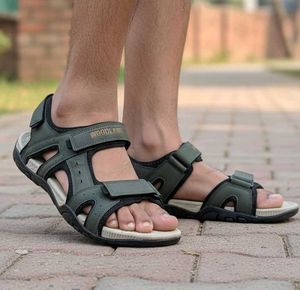 Woodland Men's Sandals size 7🔥