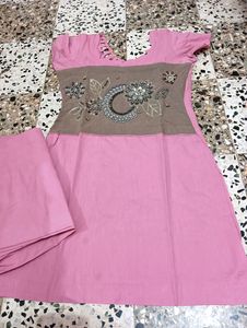 Beautiful Pink Colour Salwar Suit, Short Kurti, Designed Suit, With Beautiful Neck Design😊 Duppata i Don't Have, But Can Arrange One Stole If Anyone Wants😘