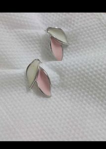 Leaf Drop Earrings single piece