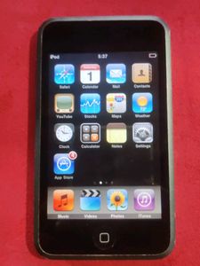 iPod touch 8GB (2nd Generation)