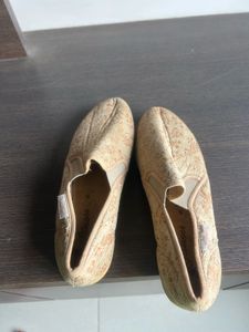 Comfy Footwear