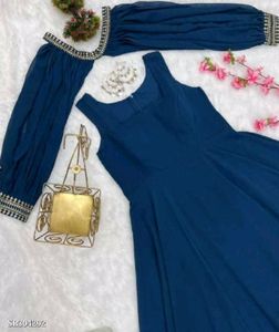 New Bollywood Stayle Beautiful Gown Dress Ne