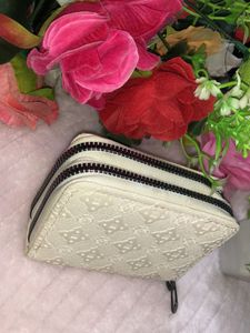 Elegant Patterned Wallet