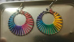 2 Earrings And 8 Beats
