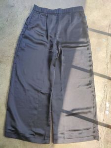 H &amp; M Trouser 70 % Off