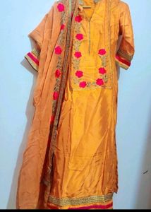 Musturd Kurta &amp; Pink Pyjami Set &amp; Dupatta 32 Bust