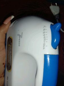 Castor Hand Mixer