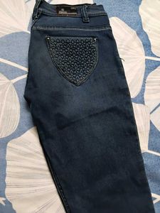 Denim Jeans with Embroidered Pockets