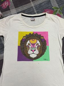 Graffiti Print T-shirt 👕