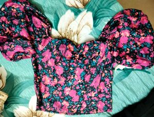 Cover Story Top/ Blouse