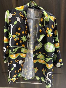 Floral Patterned Blazer