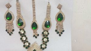 Beautiful Jewelry Set
