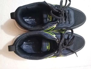 Lakhani Navy &amp; Neon Athletic Shoes